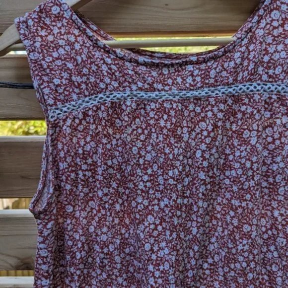 Maeve red floral flowy open back tank M - Picture 5 of 6